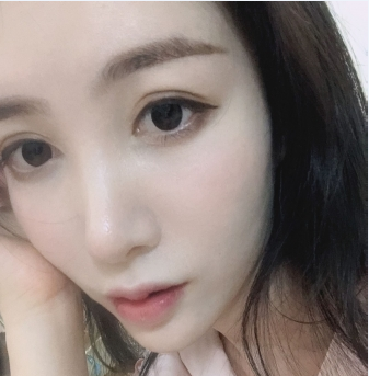 天津女孩子，肤白貌美，温柔有气质。 第1张