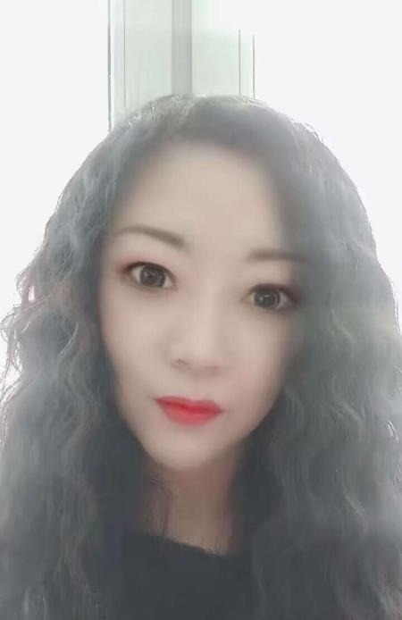 火车站附近熟女 第1张
